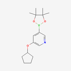 B1403629 3-(Cyclopentyloxy)-5-(tetramethyl-1,3,2-dioxaborolan-2-yl)pyridine CAS No. 2223028-80-4