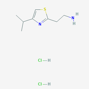 molecular formula C8H16Cl2N2S B1404845 [2-(4-异丙基-1,3-噻唑-2-基)乙基]胺二盐酸盐 CAS No. 1396759-29-7
