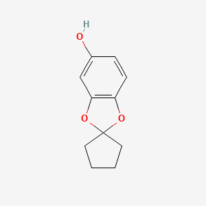 molecular formula C11H12O3 B1405088 Spiro[1,3-benzodioxole-2,1'-cyclopentane]-6-ol CAS No. 77377-09-4