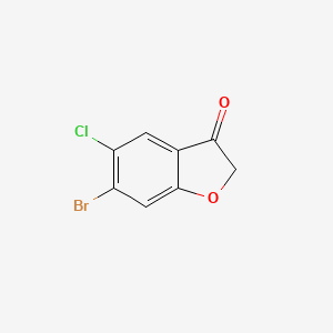 molecular formula C8H4BrClO2 B14057296 6-bromo-5-chlorobenzofuran-3(2H)-one 