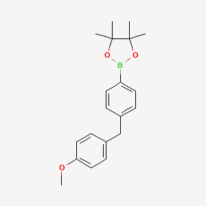 molecular formula C20H25BO3 B1405882 2-{4-[(4-甲氧苯基)甲基]苯基}-4,4,5,5-四甲基-1,3,2-二氧杂硼环 CAS No. 2052955-21-0