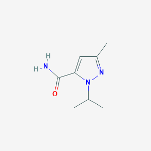 molecular formula C8H13N3O B1406588 1H-吡唑-5-甲酰胺，3-甲基-1-(1-甲基乙基)- CAS No. 1504560-71-7