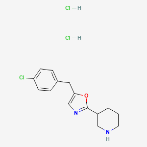 molecular formula C15H19Cl3N2O B1407373 3-[5-(4-Chlorobenzyl)-1,3-oxazol-2-yl]piperidine dihydrochloride CAS No. 1982950-40-2