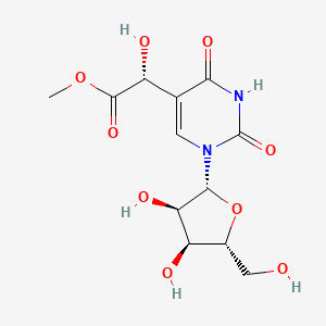 methyl (2R)-2-[1-[(2R,3R,4S,5R)-3,4-dihydroxy-5-(hydroxymethyl)oxolan-2-yl]-2,4-dioxopyrimidin-5-yl]-2-hydroxyacetate