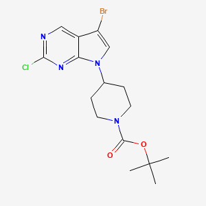 (4-{5-Bromo-2-chloropyrrolo[2,3-d]pyrimidin-7-yl}piperidin-1-yl) tert-butyl formate