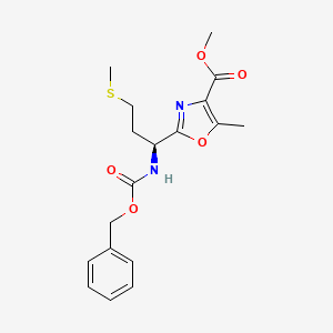 molecular formula C18H22N2O5S B1408808 methyl 2-[(1S)-1-{[(benzyloxy)carbonyl]amino}-3-(methylsulfanyl)propyl]-5-methyl-1,3-oxazole-4-carboxylate CAS No. 1418113-62-8