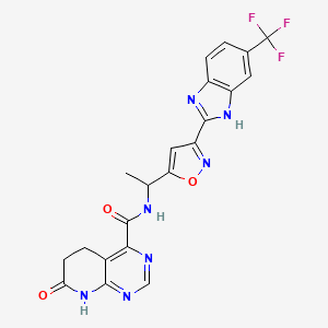 molecular formula C21H16F3N7O3 B14092959 7-Oxo-5,6,7,8-tetrahydropyrido[2,3-d]pyrimidine-4-carboxylic acid{1-[3-(6-trifluoromethyl-1H-benzoimidazol-2-yl)isoxazol-5-yl]ethyl}-amide 