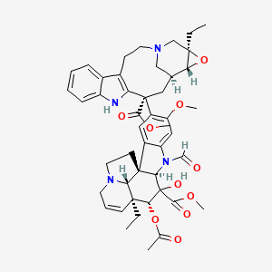 molecular formula C46H54N4O10 B14097880 methyl (13R,15S,16R,18R)-13-[(1S,9R,11R,12S,19R)-11-acetyloxy-12-ethyl-8-formyl-10-hydroxy-5-methoxy-10-methoxycarbonyl-8,16-diazapentacyclo[10.6.1.01,9.02,7.016,19]nonadeca-2,4,6,13-tetraen-4-yl]-18-ethyl-17-oxa-1,11-diazapentacyclo[13.4.1.04,12.05,10.016,18]icosa-4(12),5,7,9-tetraene-13-carboxylate 