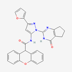 molecular formula C28H21N5O4 B14098078 N-(3-(furan-2-yl)-1-(4-oxo-4,5,6,7-tetrahydro-3H-cyclopenta[d]pyrimidin-2-yl)-1H-pyrazol-5-yl)-9H-xanthene-9-carboxamide 