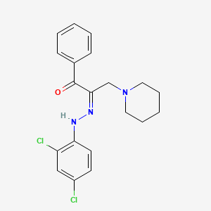 (2Z)-2-[(2,4-dichlorophenyl)hydrazinylidene]-1-phenyl-3-piperidin-1-ylpropan-1-one