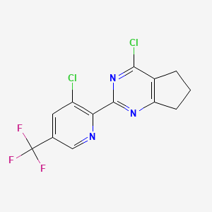 B1410578 4-chloro-2-(3-chloro-5-(trifluoromethyl)pyridin-2-yl)-6,7-dihydro-5H-cyclopenta[d]pyrimidine CAS No. 1823183-94-3
