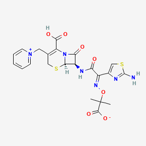 molecular formula C22H22N6O7S2 B14113939 2-[(E)-[1-(2-amino-1,3-thiazol-4-yl)-2-[[(6R,7R)-2-carboxy-8-oxo-3-(pyridin-1-ium-1-ylmethyl)-5-thia-1-azabicyclo[4.2.0]oct-2-en-7-yl]amino]-2-oxoethylidene]amino]oxy-2-methylpropanoate 