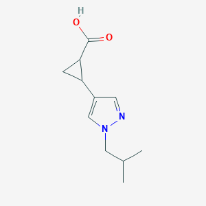 molecular formula C11H16N2O2 B1412427 Acide 2-[1-(2-méthylpropyl)-1H-pyrazol-4-yl]cyclopropane-1-carboxylique CAS No. 1707369-55-8