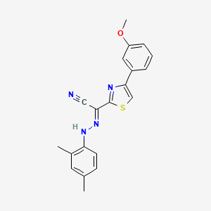 (2E)-[2-(2,4-dimethylphenyl)hydrazinylidene][4-(3-methoxyphenyl)-1,3-thiazol-2-yl]ethanenitrile