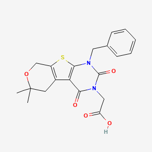 2-(6-Benzyl-12,12-dimethyl-3,5-dioxo-11-oxa-8-thia-4,6-diazatricyclo[7.4.0.02,7]trideca-1(9),2(7)-dien-4-yl)acetic acid