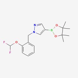 molecular formula C17H21BF2N2O3 B1413751 1H-Pyrazole, 1-[[2-(difluoromethoxy)phenyl]methyl]-4-(4,4,5,5-tetramethyl-1,3,2-dioxaborolan-2-yl)- CAS No. 1604036-94-3