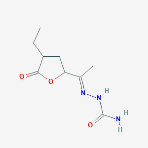 (2E)-2-[1-(4-ethyl-5-oxotetrahydrofuran-2-yl)ethylidene]hydrazinecarboxamide