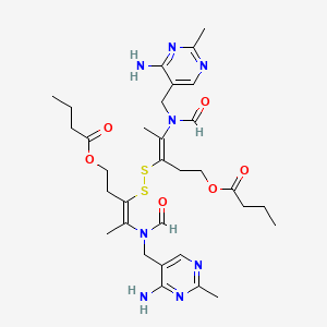 [(Z)-4-[(4-amino-2-methylpyrimidin-5-yl)methyl-formylamino]-3-[[(E)-2-[(4-amino-2-methylpyrimidin-5-yl)methyl-formylamino]-5-butanoyloxypent-2-en-3-yl]disulfanyl]pent-3-enyl] butanoate