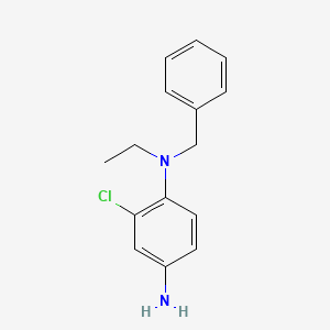 molecular formula C15H17ClN2 B1415050 N1-Benzyl-2-chloro-N1-éthyl-1,4-benzènediamine CAS No. 893750-79-3