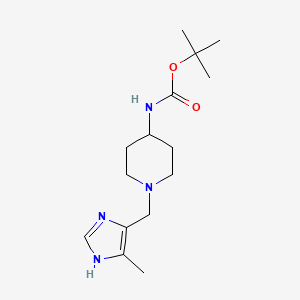 molecular formula C15H26N4O2 B1415300 叔丁基（1-[(5-甲基-1h-咪唑-4-基)甲基]哌啶-4-基）氨基甲酸酯 CAS No. 2173136-32-6