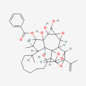 Gnidimacrin, 18-de(benzoyloxy)-