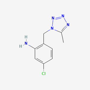 5-Chloro-2-[(5-methyl-1H-tetrazol-1-yl)methyl]aniline