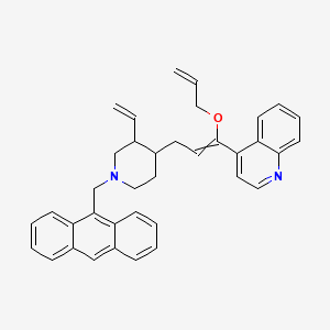 4-(3-{1-[(Anthracen-9-yl)methyl]-3-ethenylpiperidin-4-yl}-1-[(prop-2-en-1-yl)oxy]prop-1-en-1-yl)quinoline