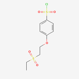 molecular formula C10H13ClO5S2 B1420821 4-[2-(乙磺酰基)乙氧基]苯-1-磺酰氯 CAS No. 1178333-46-4