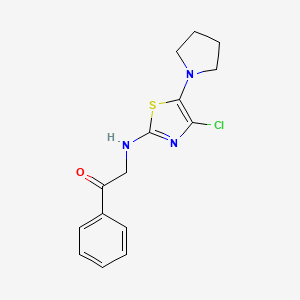 2-{[4-Chloro-5-(pyrrolidin-1-yl)-1,3-thiazol-2-yl]amino}-1-phenylethan-1-one