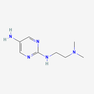 molecular formula C8H15N5 B1421474 2-N-[2-(二甲氨基)乙基]嘧啶-2,5-二胺 CAS No. 1240527-96-1