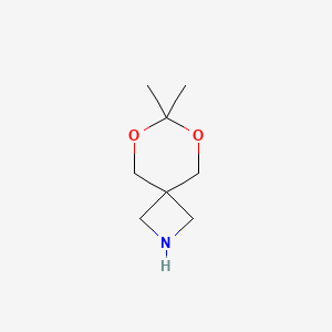 molecular formula C8H15NO2 B1422046 7,7-二甲基-6,8-二氧杂-2-氮杂螺[3.5]壬烷 CAS No. 156720-75-1