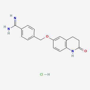 molecular formula C17H18ClN3O2 B1422300 4-{[(2-Oxo-1,2,3,4-tetrahydroquinolin-6-yl)oxy]methyl}benzene-1-carboximidamide hydrochloride CAS No. 1240526-57-1