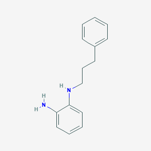molecular formula C15H18N2 B1422505 1-N-(3-phenylpropyl)benzene-1,2-diamine CAS No. 856997-25-6