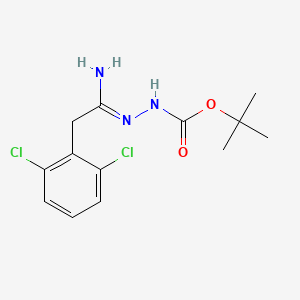 molecular formula C13H17Cl2N3O2 B1423604 N'-[1-氨基-2-(2,6-二氯苯基)乙叉基]肼甲酸叔丁酯 CAS No. 1053656-02-2