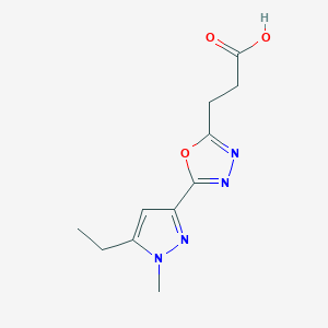 molecular formula C11H14N4O3 B1425591 3-[5-(5-Ethyl-1-methyl-1H-pyrazol-3-yl)-1,3,4-oxadiazol-2-yl]propanoic acid CAS No. 1365962-65-7