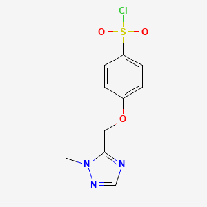 molecular formula C10H10ClN3O3S B1425826 4-[(1-甲基-1H-1,2,4-三唑-5-基)甲氧基]苯-1-磺酰氯 CAS No. 1423031-78-0