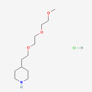 molecular formula C12H26ClNO3 B1426319 4-{2-[2-(2-甲氧基乙氧基)乙氧基]乙基}哌啶盐酸盐 CAS No. 1220031-48-0
