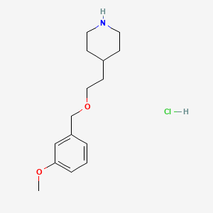 molecular formula C15H24ClNO2 B1426525 4-{2-[(3-甲氧基苄基)氧基]乙基}哌啶盐酸盐 CAS No. 1220038-91-4