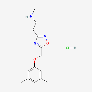 molecular formula C14H20ClN3O2 B1426773 (2-{5-[(3,5-Dimethylphenoxy)methyl]-1,2,4-oxadiazol-3-yl}ethyl)methylamine hydrochloride CAS No. 1332530-53-6