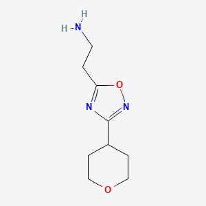 molecular formula C9H15N3O2 B1426911 2-[3-(Oxan-4-yl)-1,2,4-oxadiazol-5-yl]ethan-1-amine CAS No. 1496760-57-6