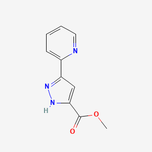 molecular formula C10H9N3O2 B1427523 3-(piridin-2-il)-1H-pirazol-5-carboxilato de metilo CAS No. 1340553-59-4