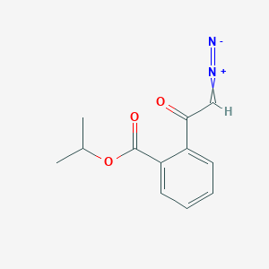 2-Diazonio-1-(2-{[(propan-2-yl)oxy]carbonyl}phenyl)ethen-1-olate