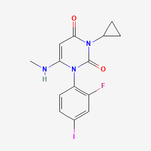molecular formula C14H13FIN3O2 B1429263 3-环丙基-1-(2-氟-4-碘苯基)-6-(甲基氨基)嘧啶-2,4(1H,3H)-二酮 CAS No. 871700-22-0