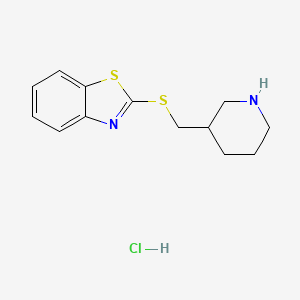 B1429436 2-((Piperidin-3-ylmethyl)thio)benzo[d]thiazole hydrochloride CAS No. 1211465-94-9