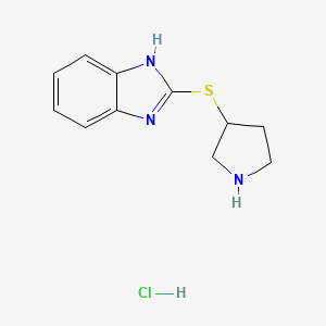 B1429445 2-(pyrrolidin-3-ylthio)-1H-benzo[d]imidazole hydrochloride CAS No. 1420967-67-4