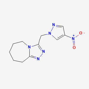 molecular formula C11H14N6O2 B1429454 3-[(4-硝基-1H-吡唑-1-基)甲基]-6,7,8,9-四氢-5H-[1,2,4]三唑并[4,3-a]氮杂环庚三烯 CAS No. 1245771-56-5