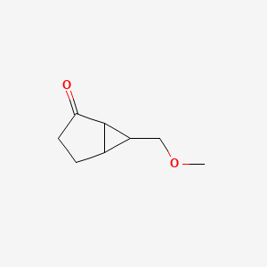 molecular formula C8H12O2 B1429891 6-(甲氧甲基)双环[3.1.0]己烷-2-酮 CAS No. 1803594-61-7