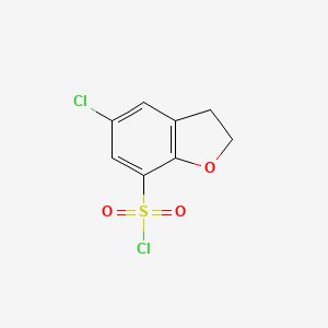 molecular formula C8H6Cl2O3S B1430567 5-Chloro-2,3-dihydro-1-benzofuran-7-sulfonyl chloride CAS No. 1461708-46-2