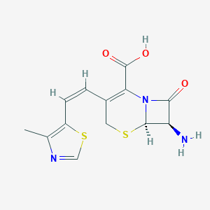 molecular formula C13H13N3O3S2 B143074 (6R,7R)-7-氨基-3-[(Z)-2-(4-甲基-1,3-噻唑-5-基)乙烯基]-8-氧代-5-噻-1-氮杂双环[4.2.0]辛-2-烯-2-羧酸 CAS No. 155723-02-7