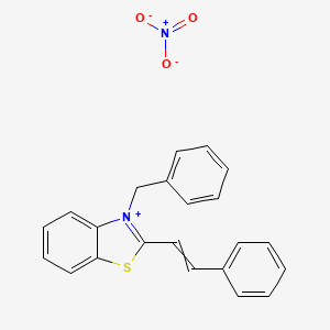 3-Benzyl-2-(2-phenylethenyl)-1,3-benzothiazol-3-ium nitrate